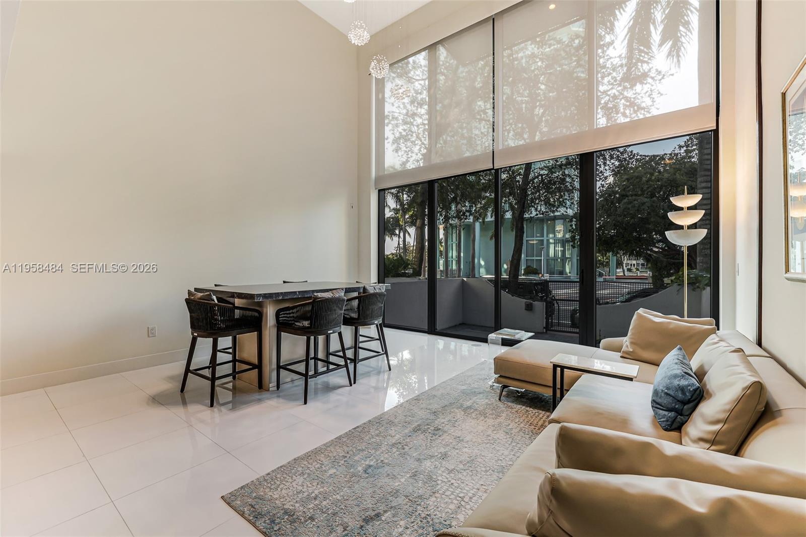 6000 Collins Ave #112 Miami Beach, FL 33140