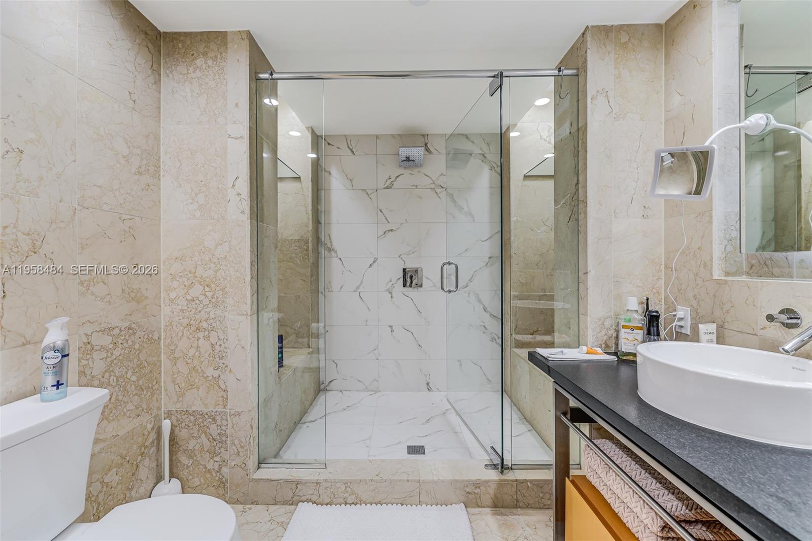 6000 Collins Ave #112 Miami Beach, FL 33140