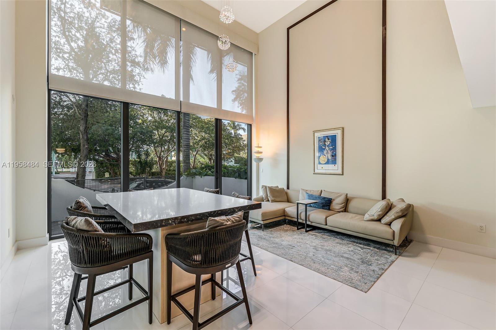 6000 Collins Ave #112 Miami Beach, FL 33140
