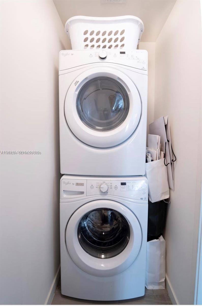 image Nine at Mary Brickell Village27