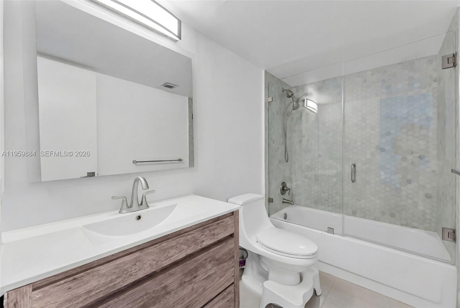 9500 W Bay Hbr Dr #2H Bay Harbor Islands, FL 33154