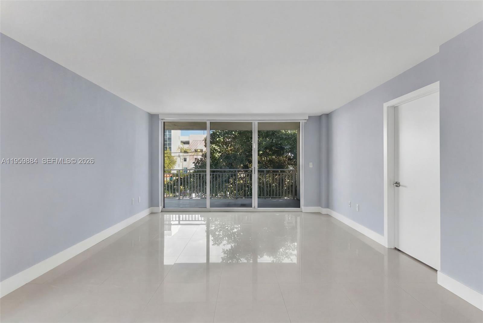 9500 W Bay Hbr Dr #2H Bay Harbor Islands, FL 33154