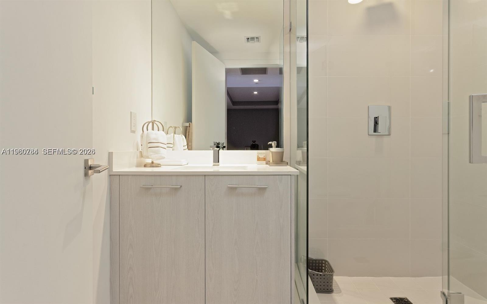 image Brickell Heights East9