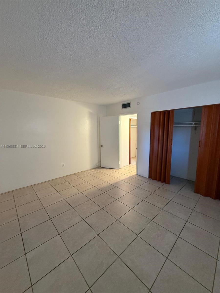 16851 NE 18th Ave #212 North Miami Beach, FL 33162