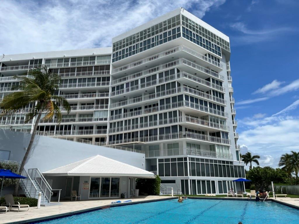 600 Grapetree Dr #3DS Key Biscayne, FL 33149