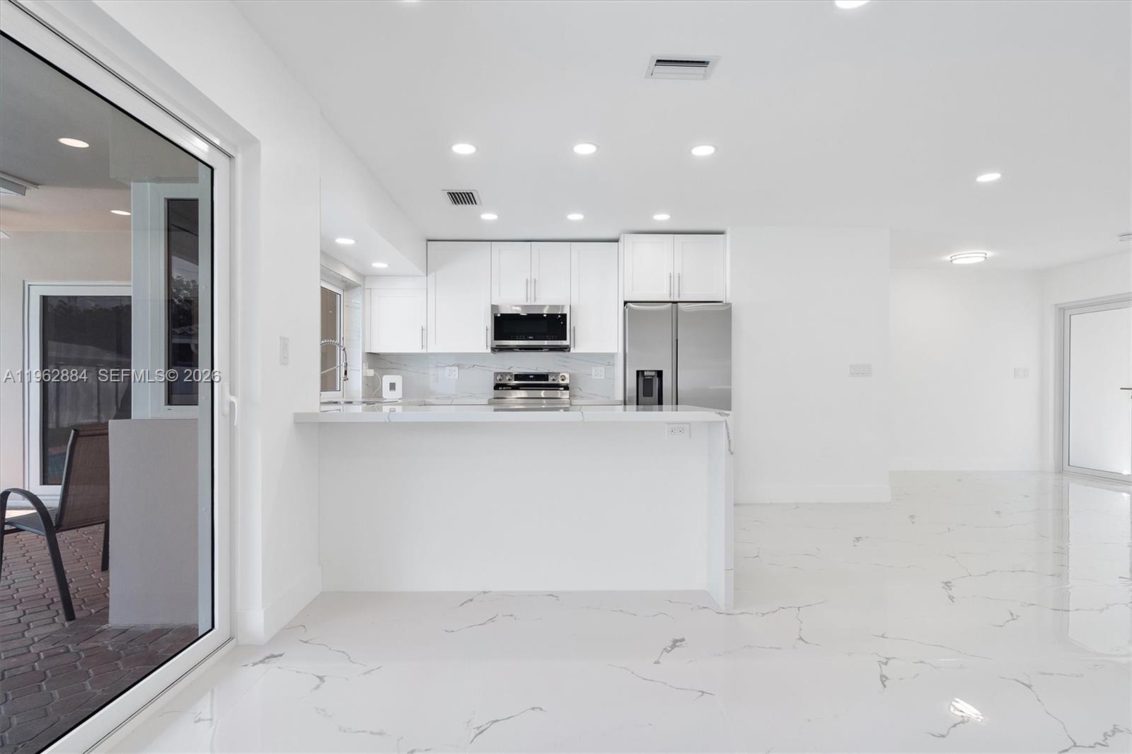 5711 NE 20th Ter Fort Lauderdale, FL 33308