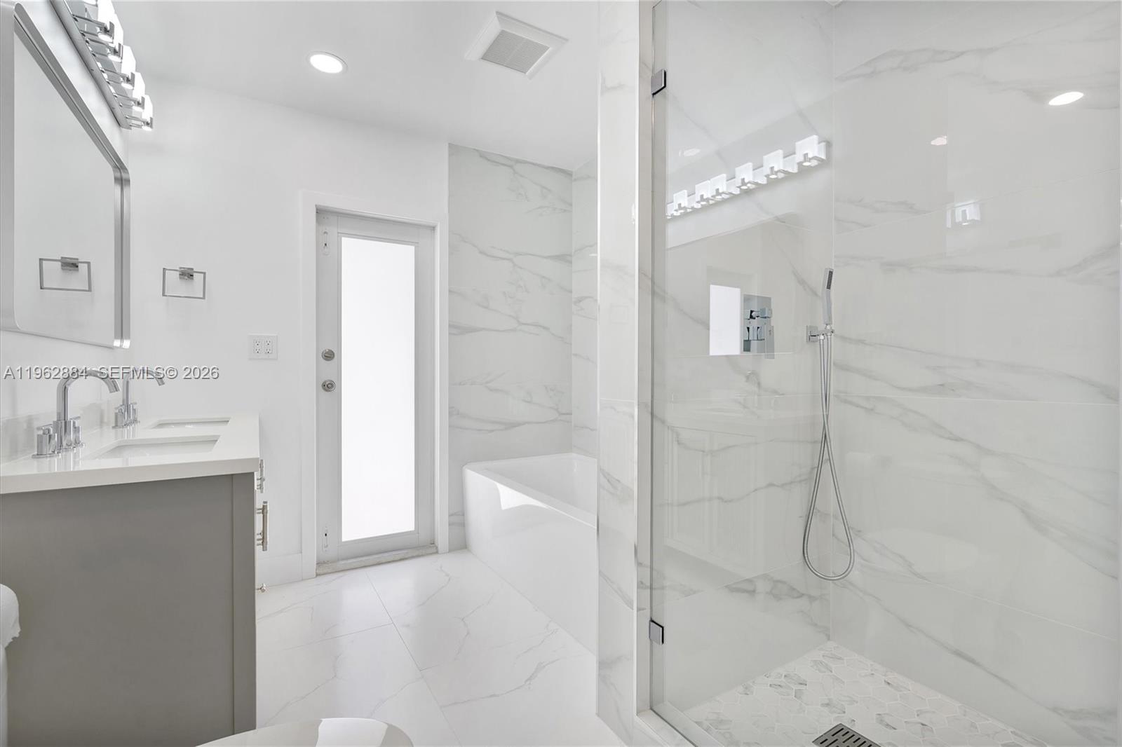 5711 NE 20th Ter Fort Lauderdale, FL 33308