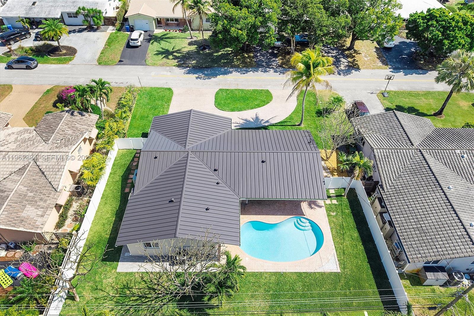 5711 NE 20th Ter Fort Lauderdale, FL 33308