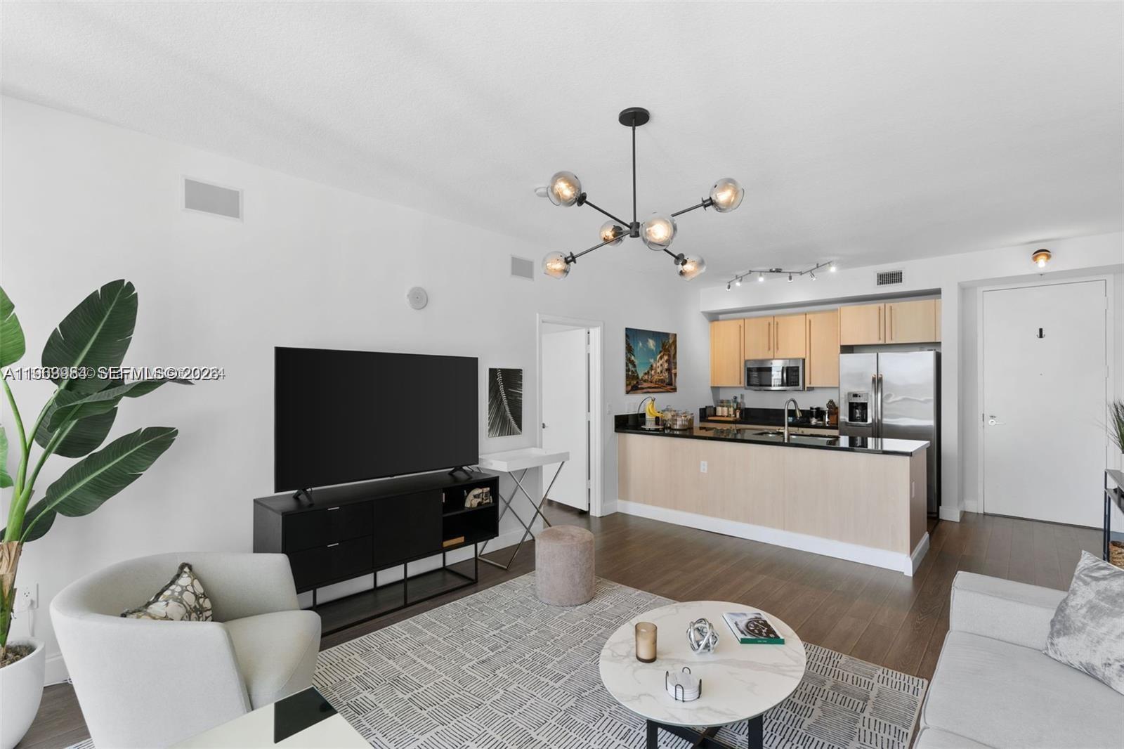 image Axis on Brickell South9