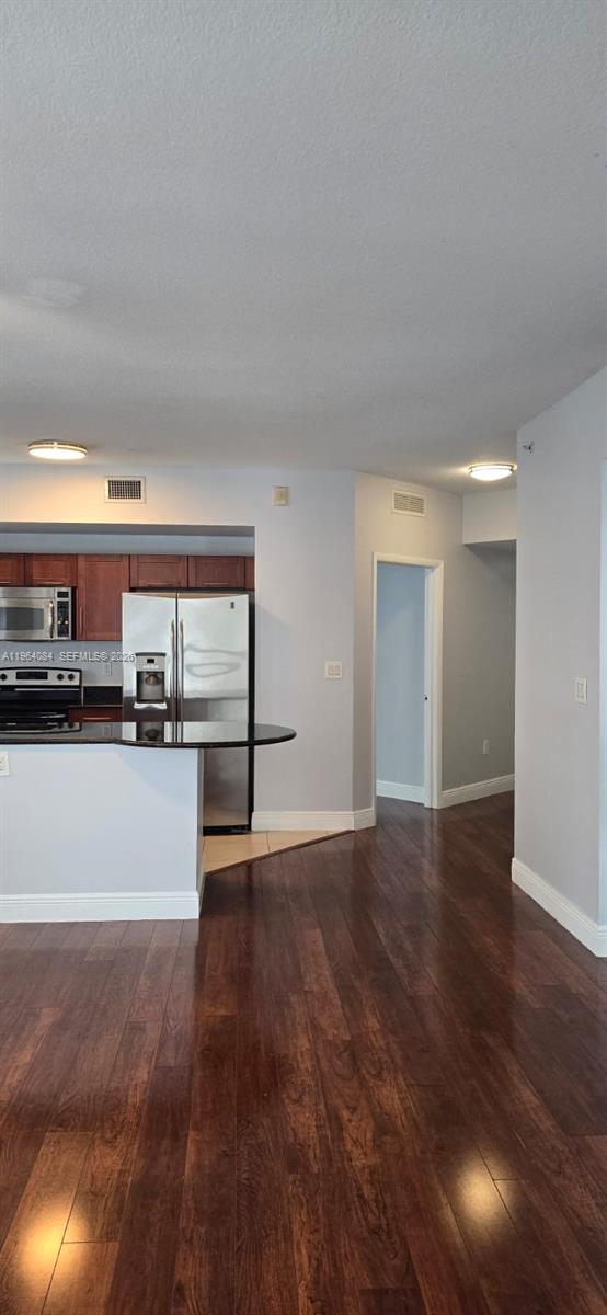 7280 SW 90th St #601 Miami, FL 33156