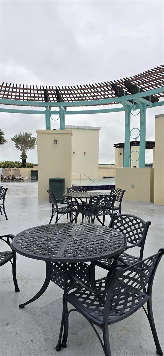 7280 SW 90th St #601 Miami, FL 33156