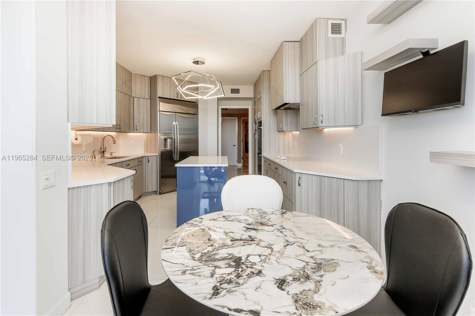 image One Island Place I23