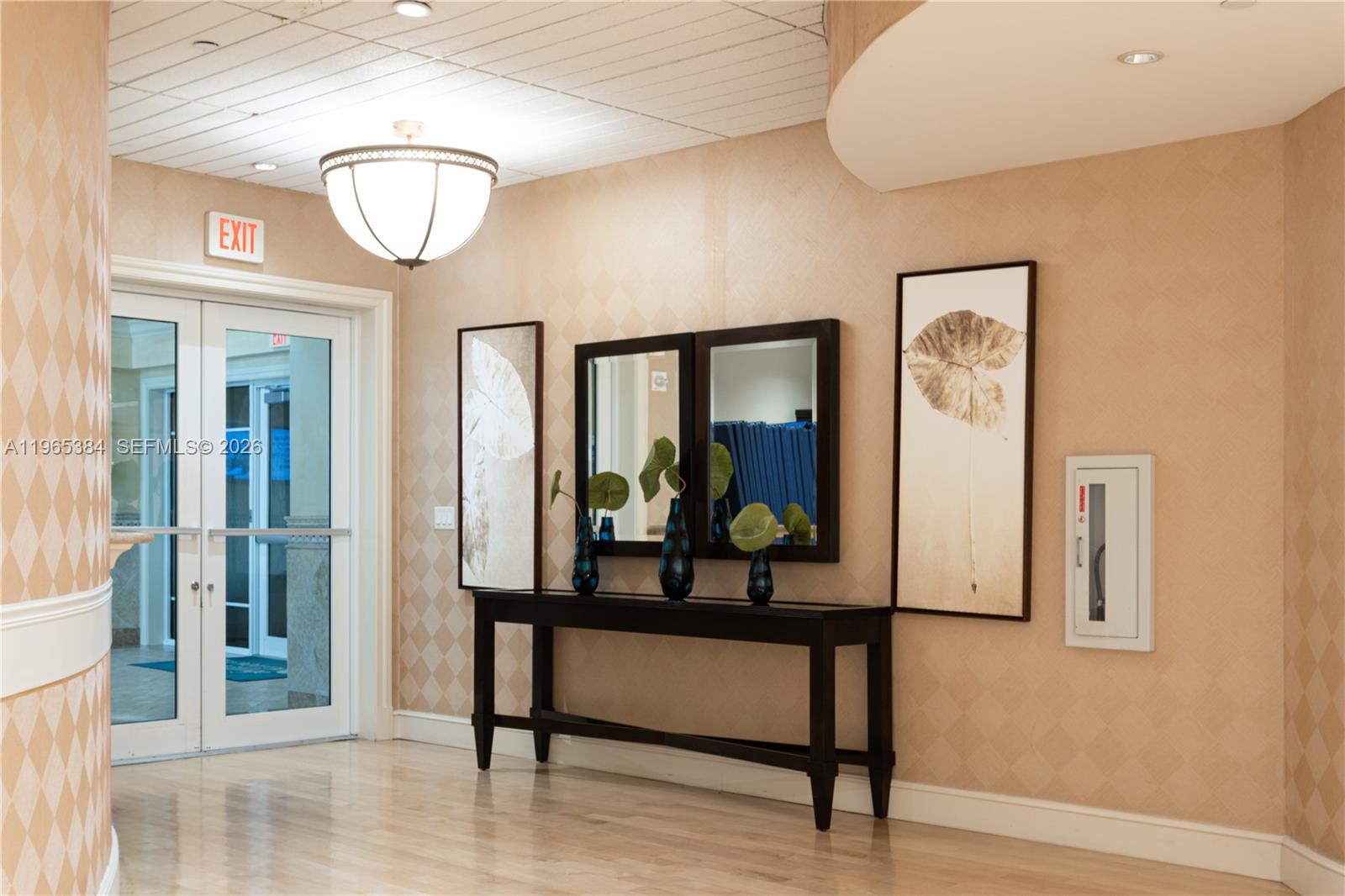 20000 E Country Clb Dr #307