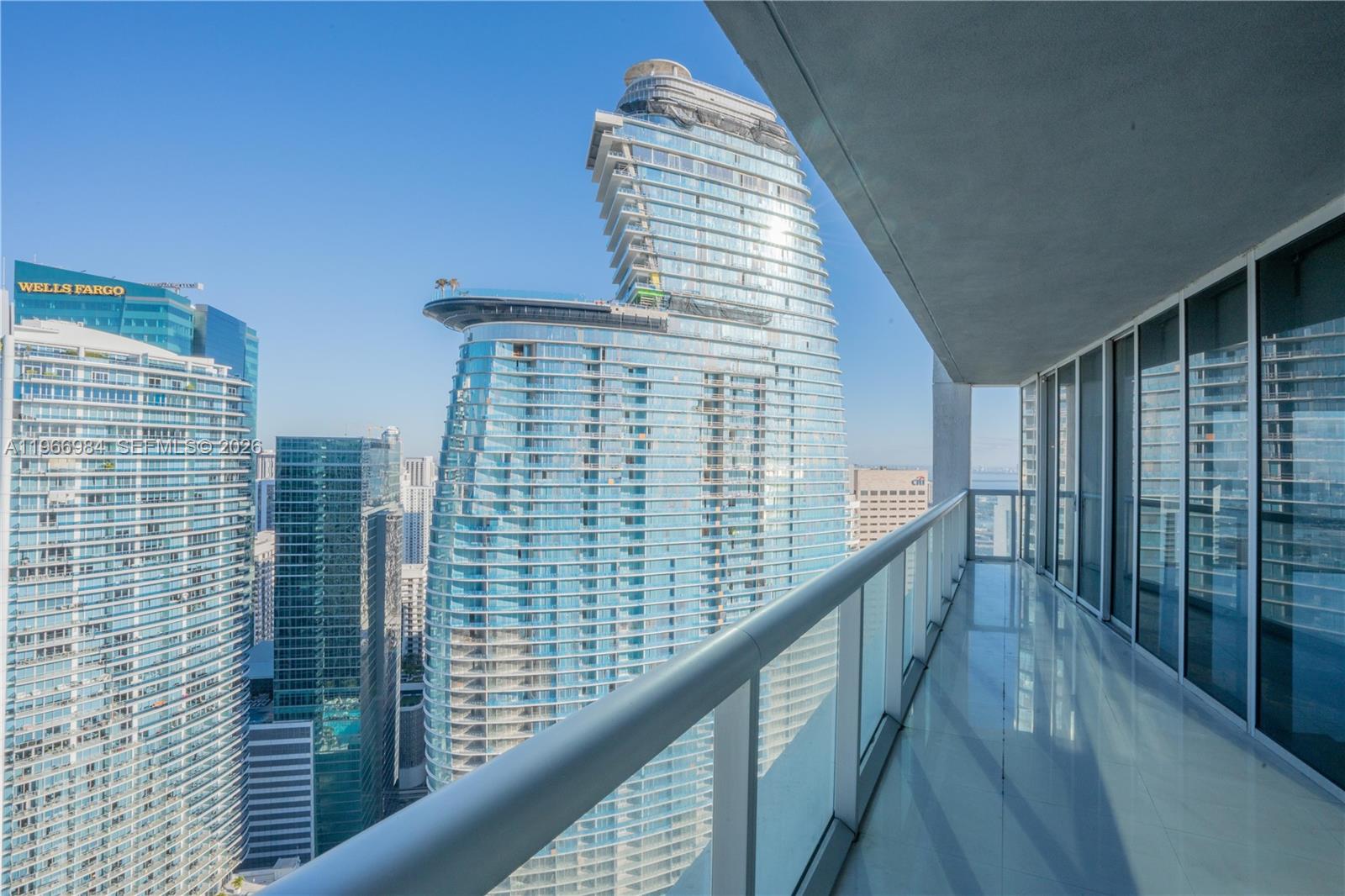 image Icon Brickell I1