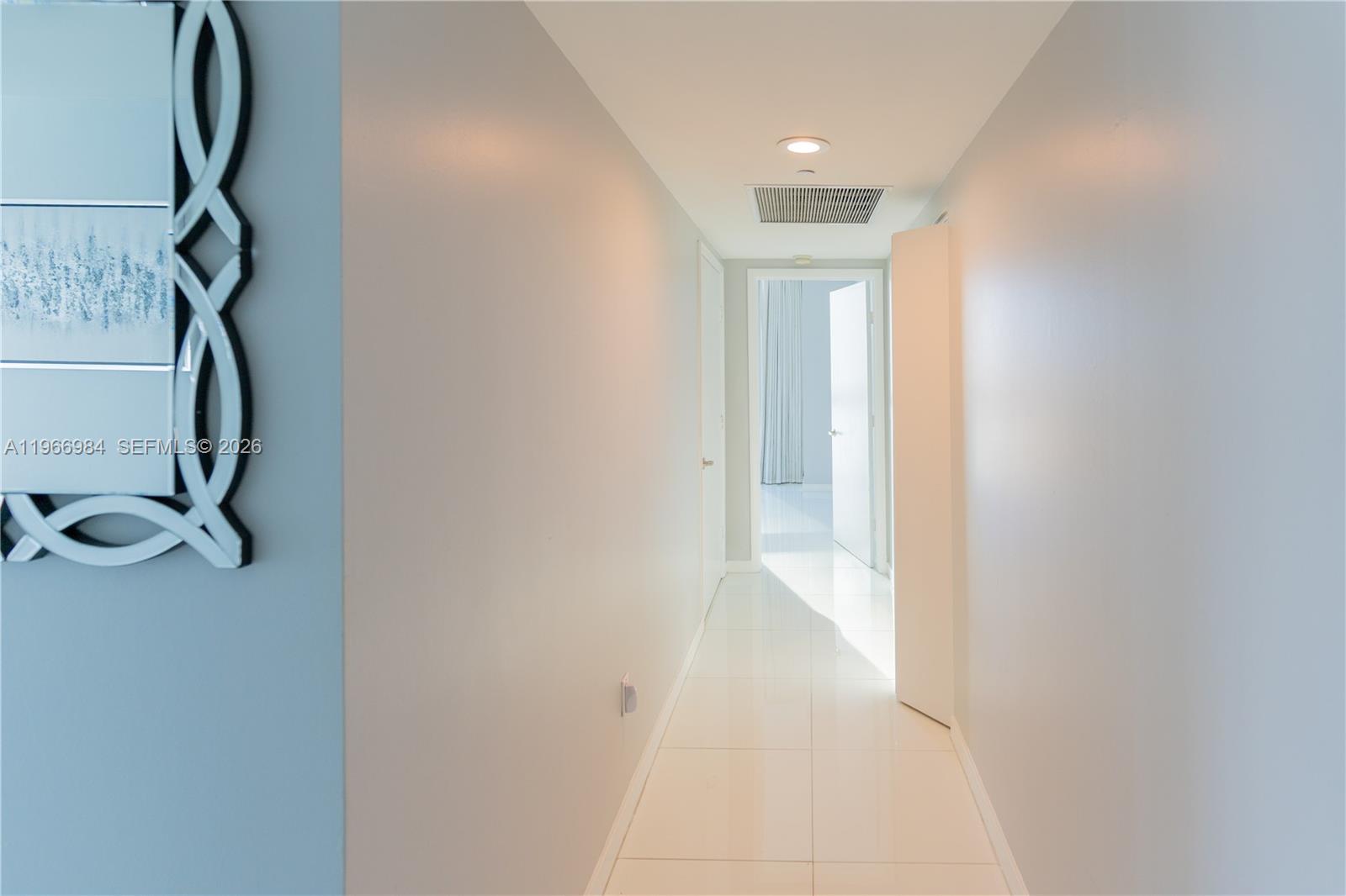 image Icon Brickell I3