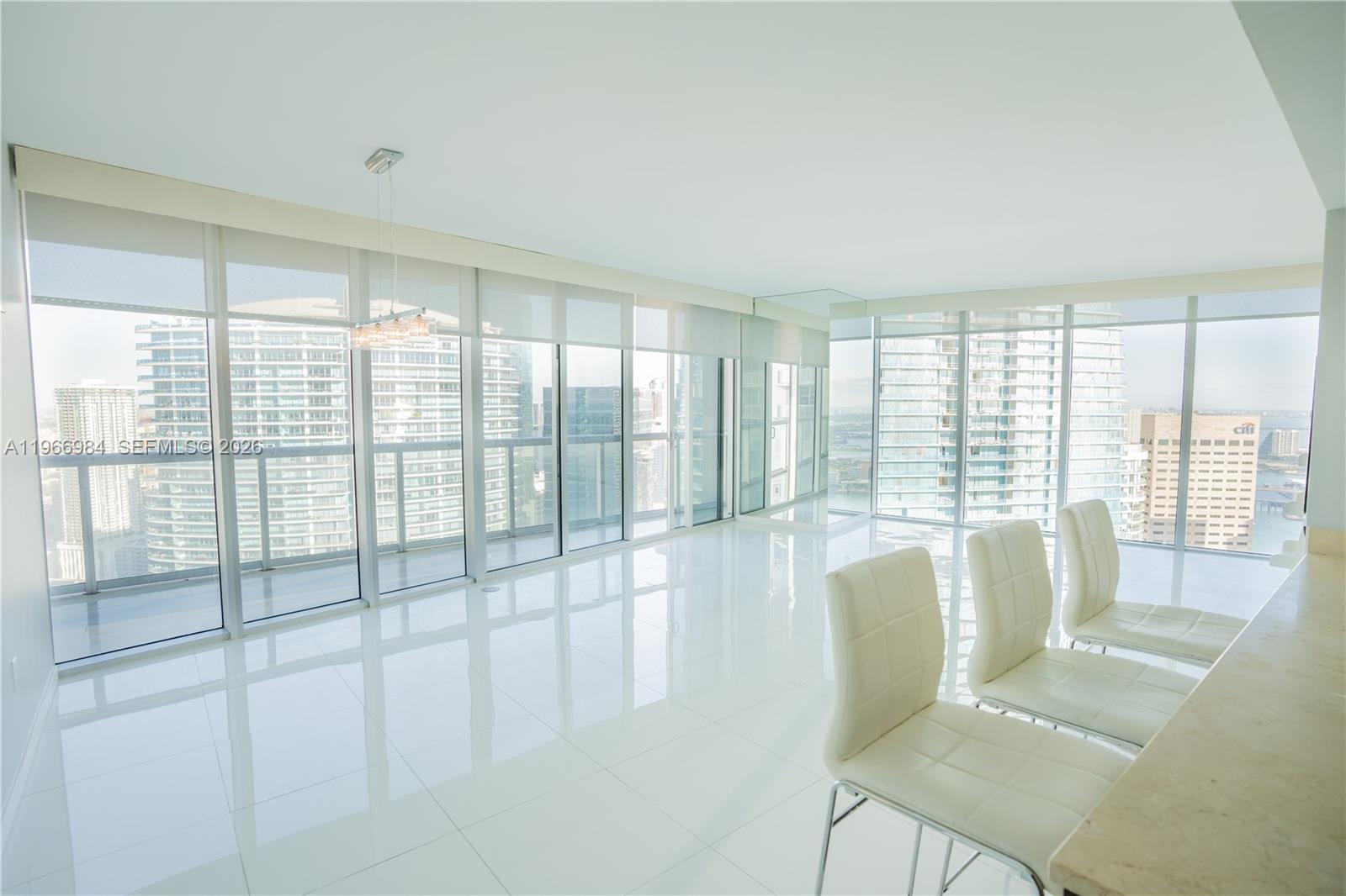 image Icon Brickell I6