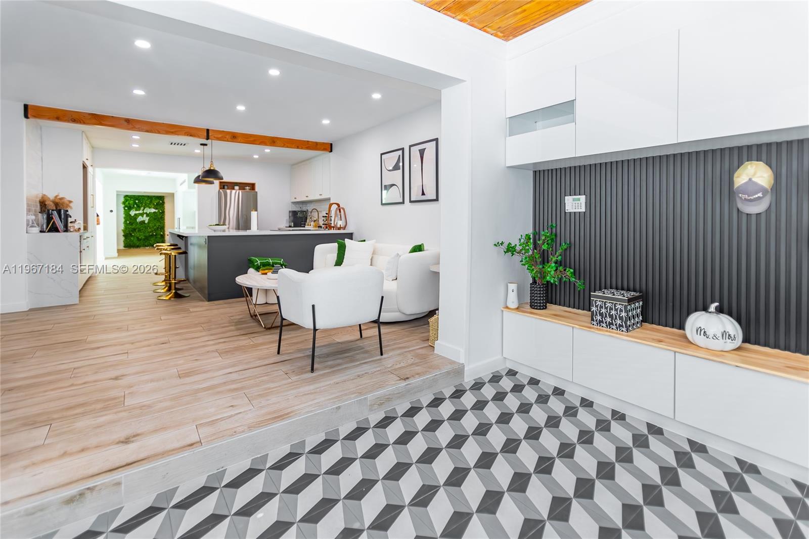 814 Monterey St Coral Gables, FL 33134