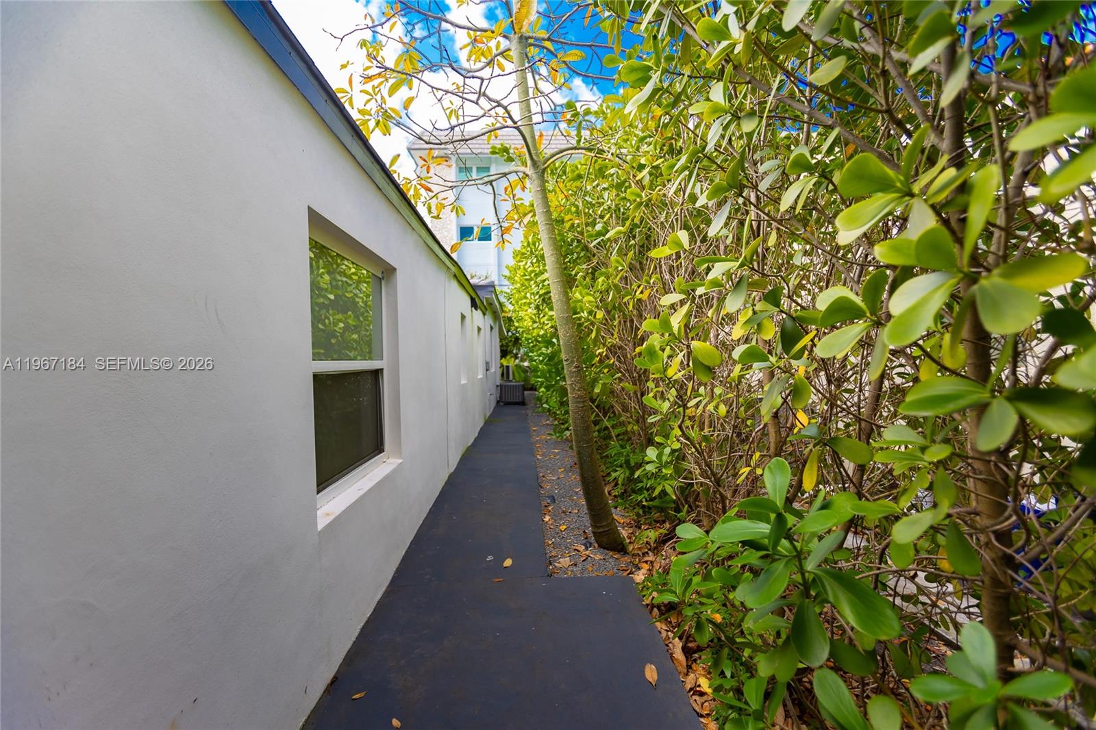 814 Monterey St Coral Gables, FL 33134