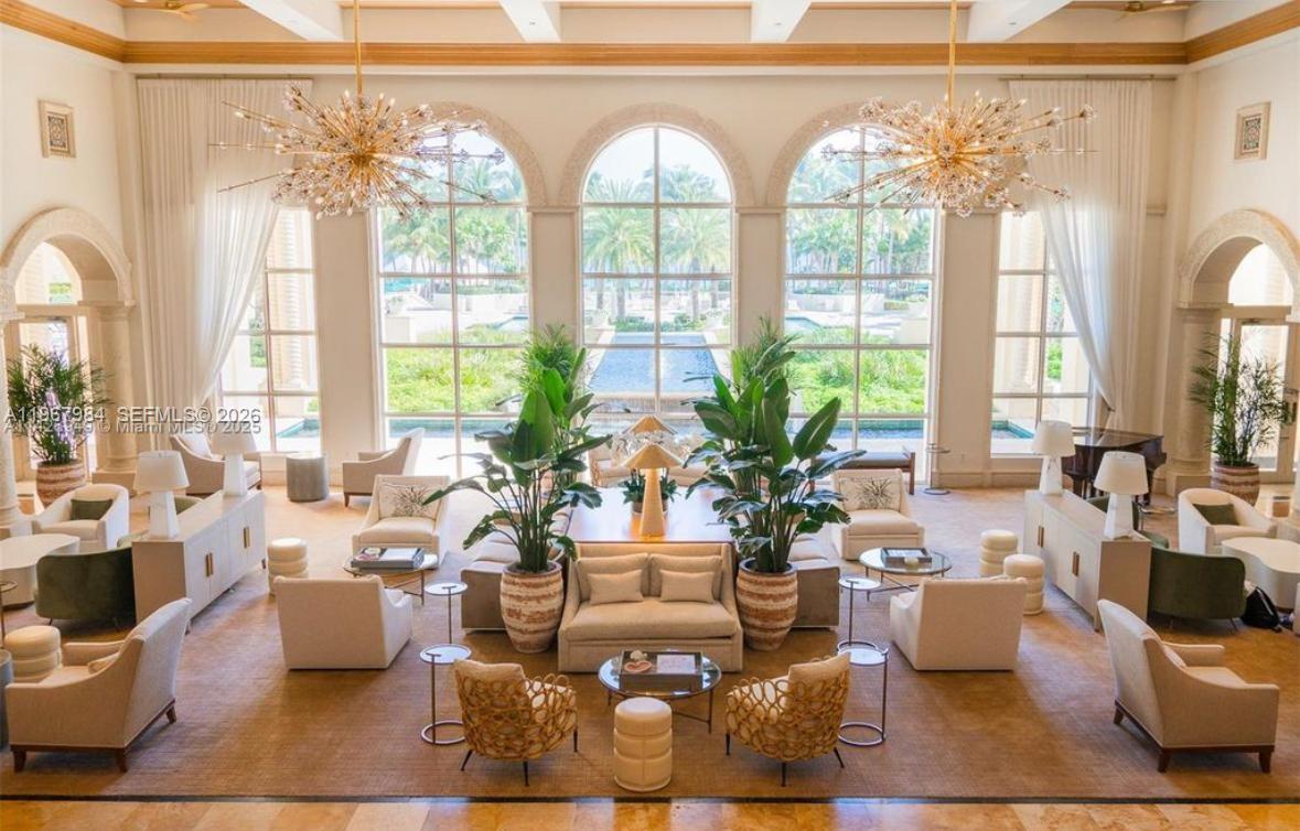 781 Crandon Blvd #106 Key Biscayne, FL 33149