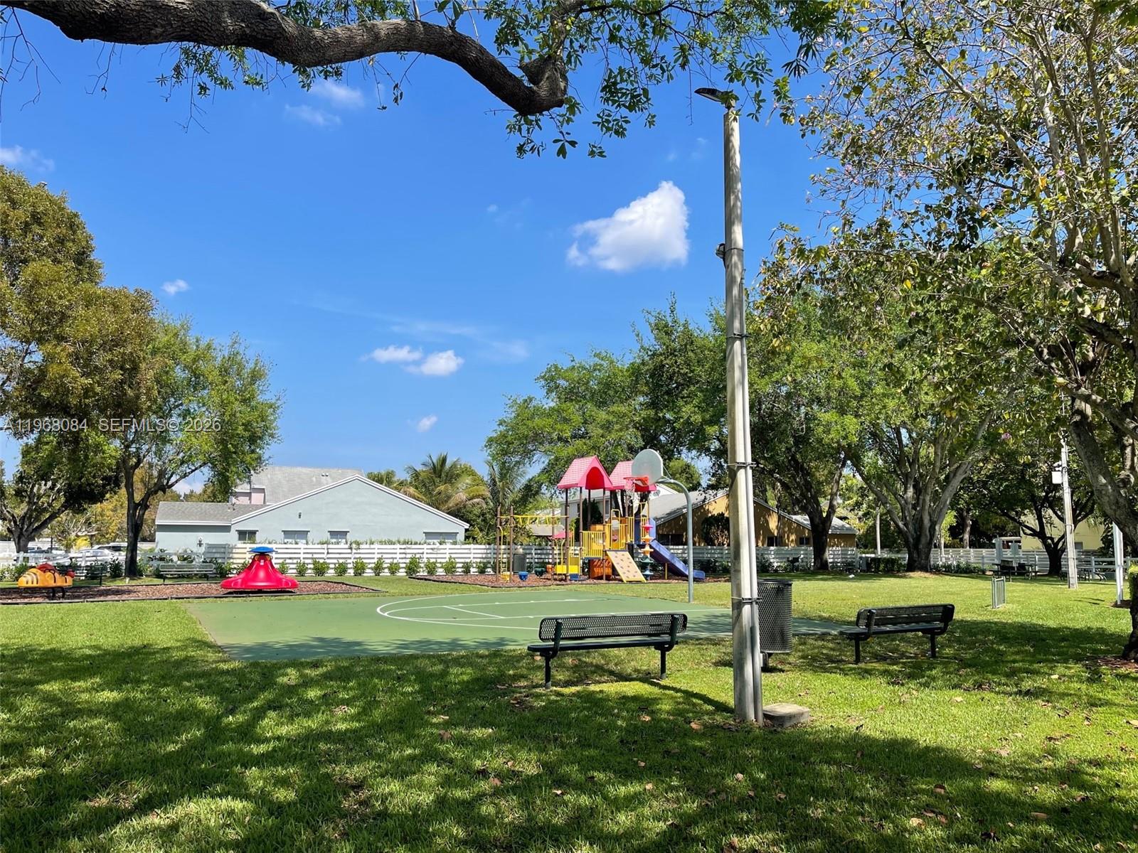 13772 SW 145th Ter #13772 Miami, FL 33186