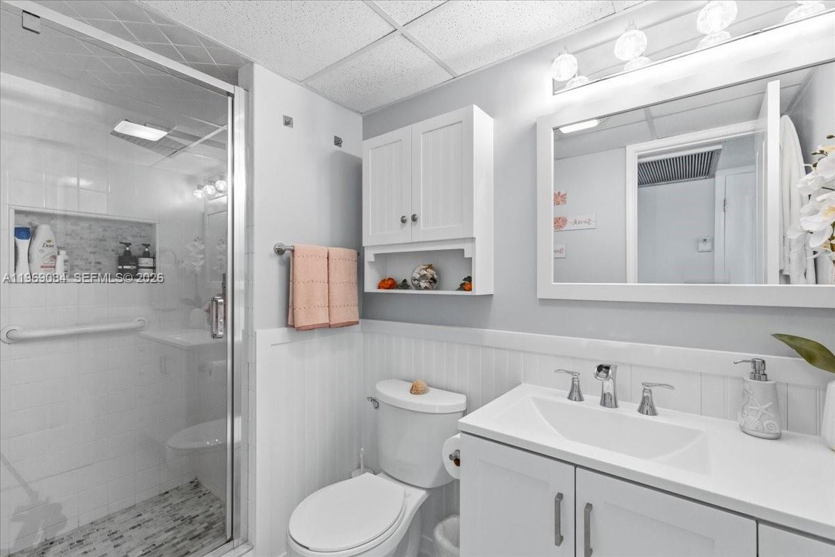 3201 NE 8th St #405 Pompano Beach, FL 33062