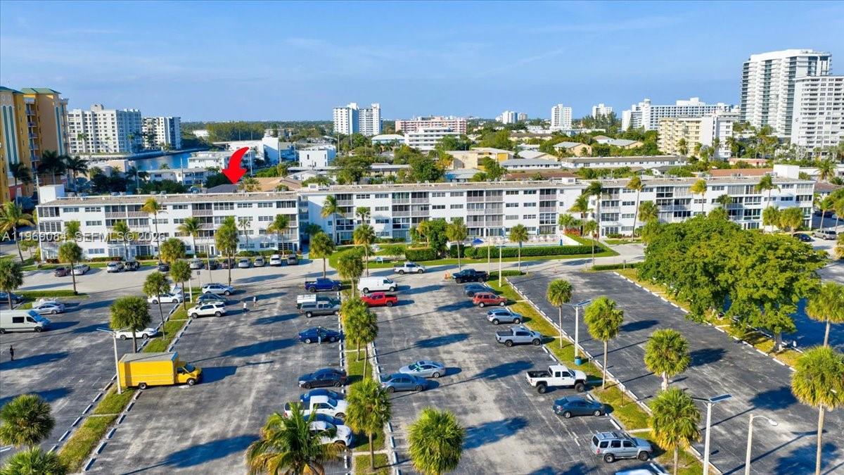 3201 NE 8th St #405 Pompano Beach, FL 33062