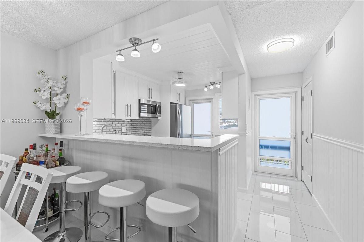 3201 NE 8th St #405 Pompano Beach, FL 33062