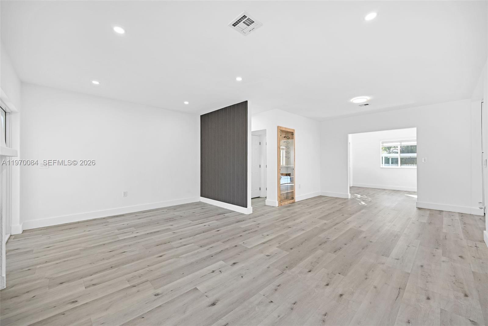 876 NE 81st St Miami, FL 33138