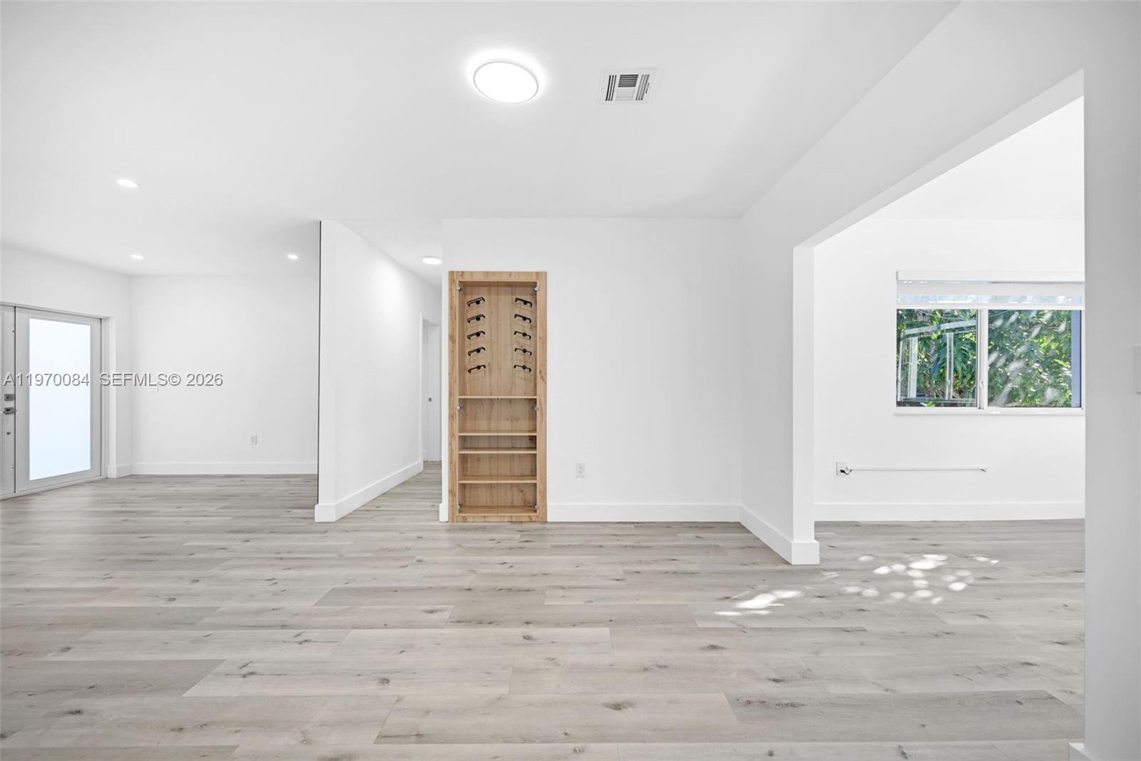 876 NE 81st St Miami, FL 33138