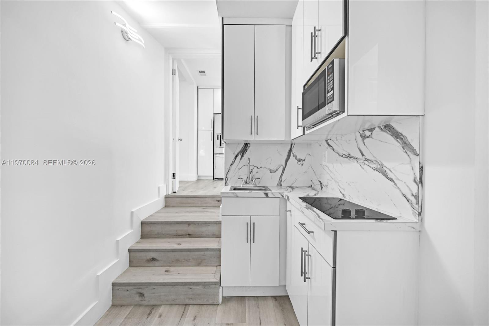 876 NE 81st St Miami, FL 33138