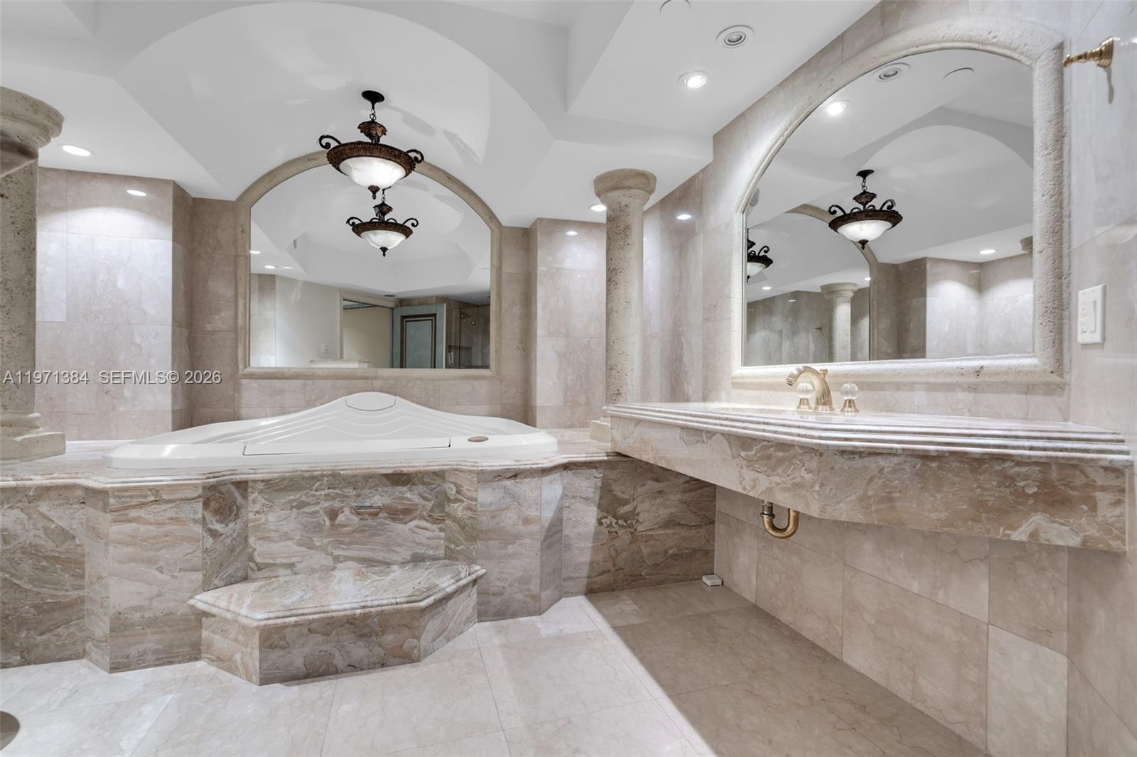 3000 Island Blvd #2902 Aventura, FL 33160