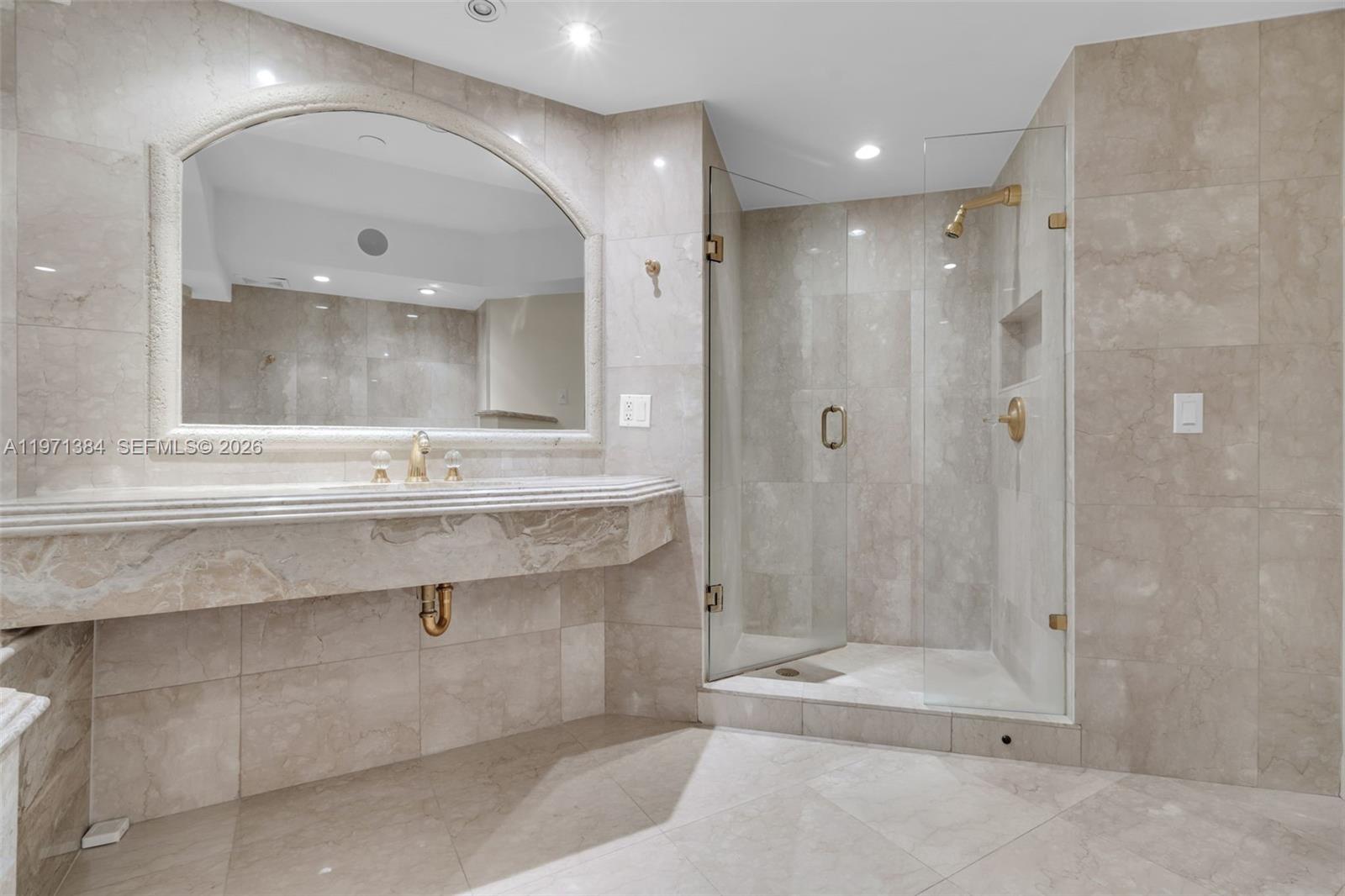 3000 Island Blvd #2902 Aventura, FL 33160