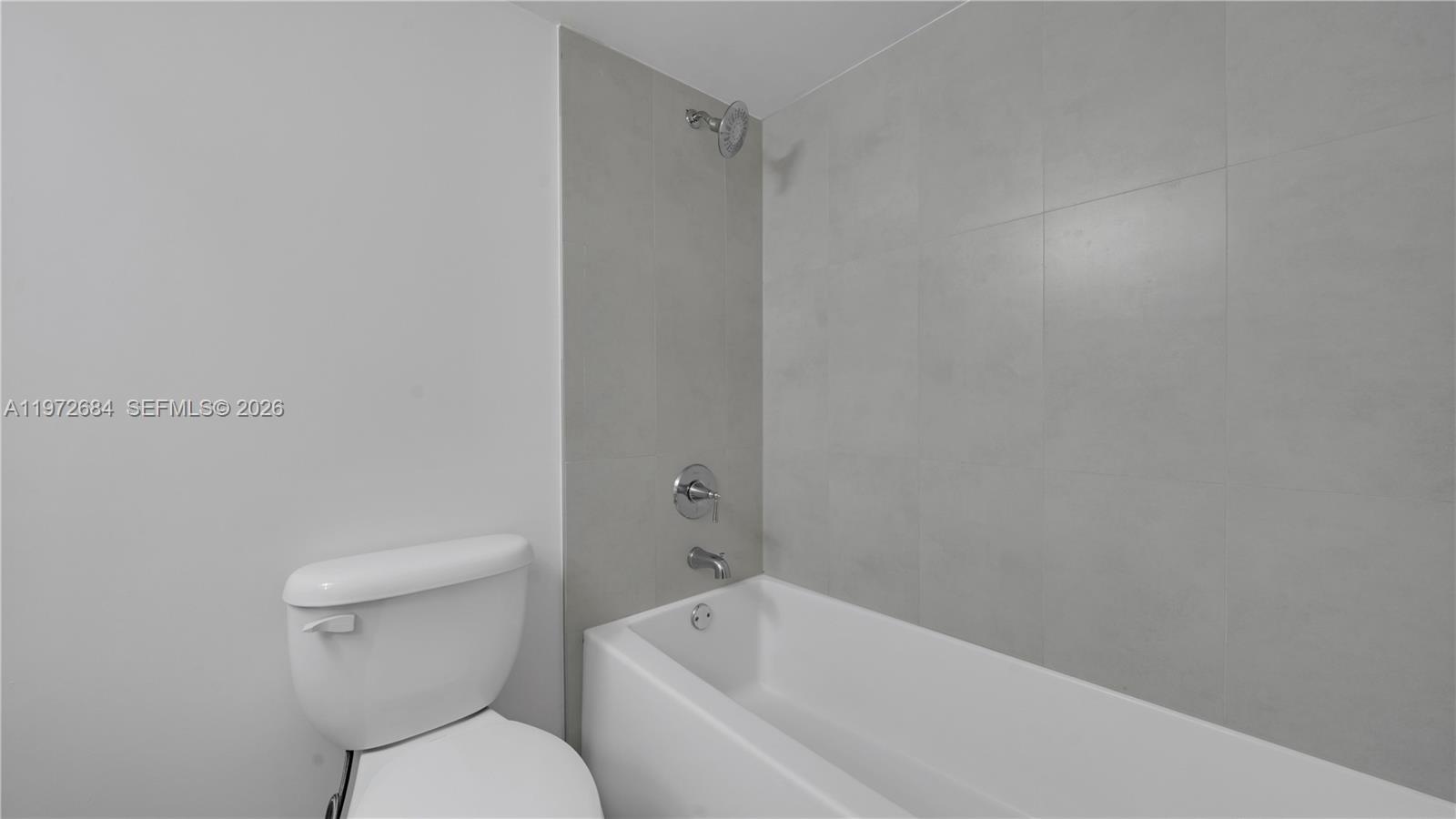 555 NE 34th St #2607 Miami, FL 33137