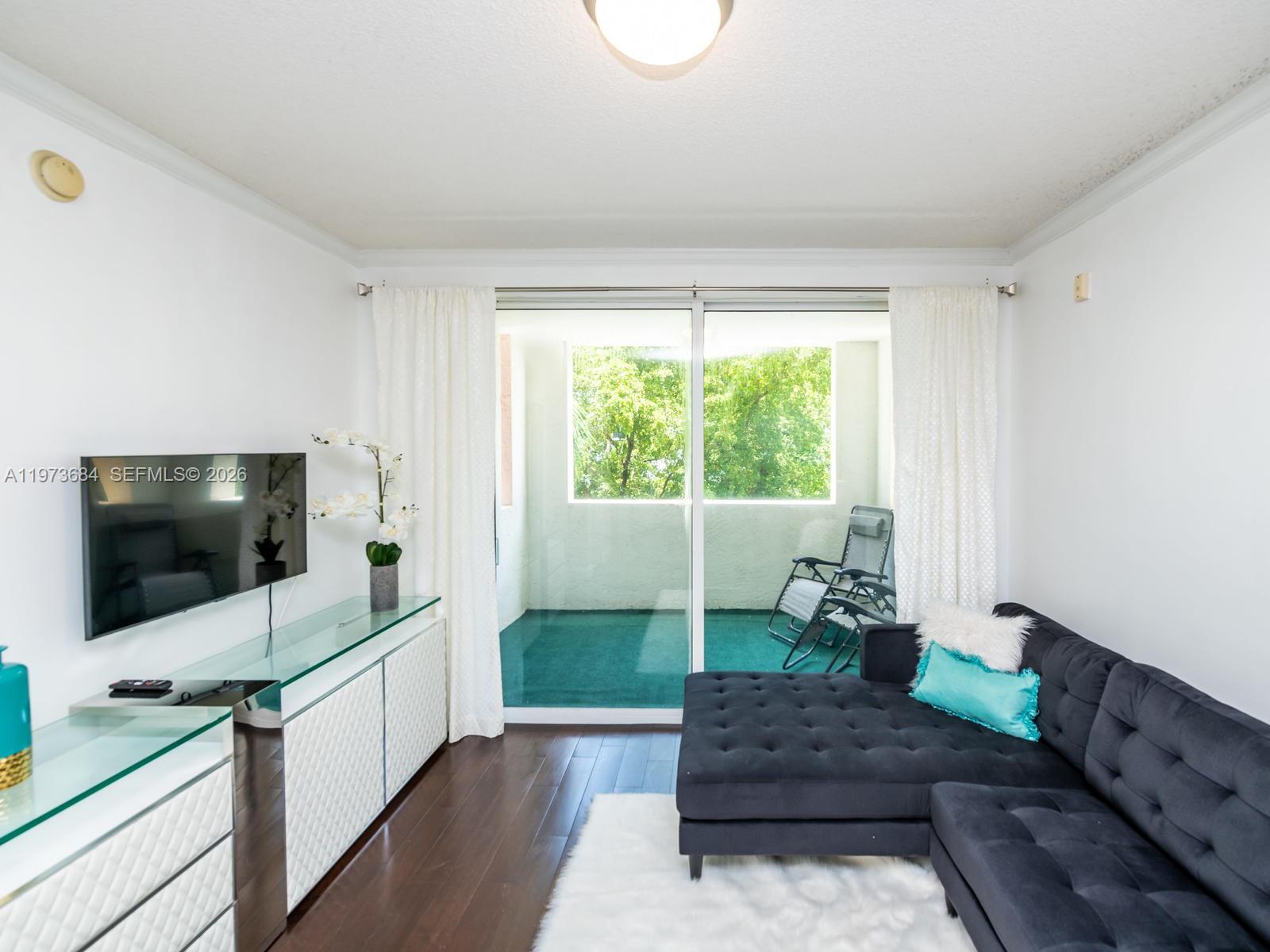 image Porto Bellagio Condo9