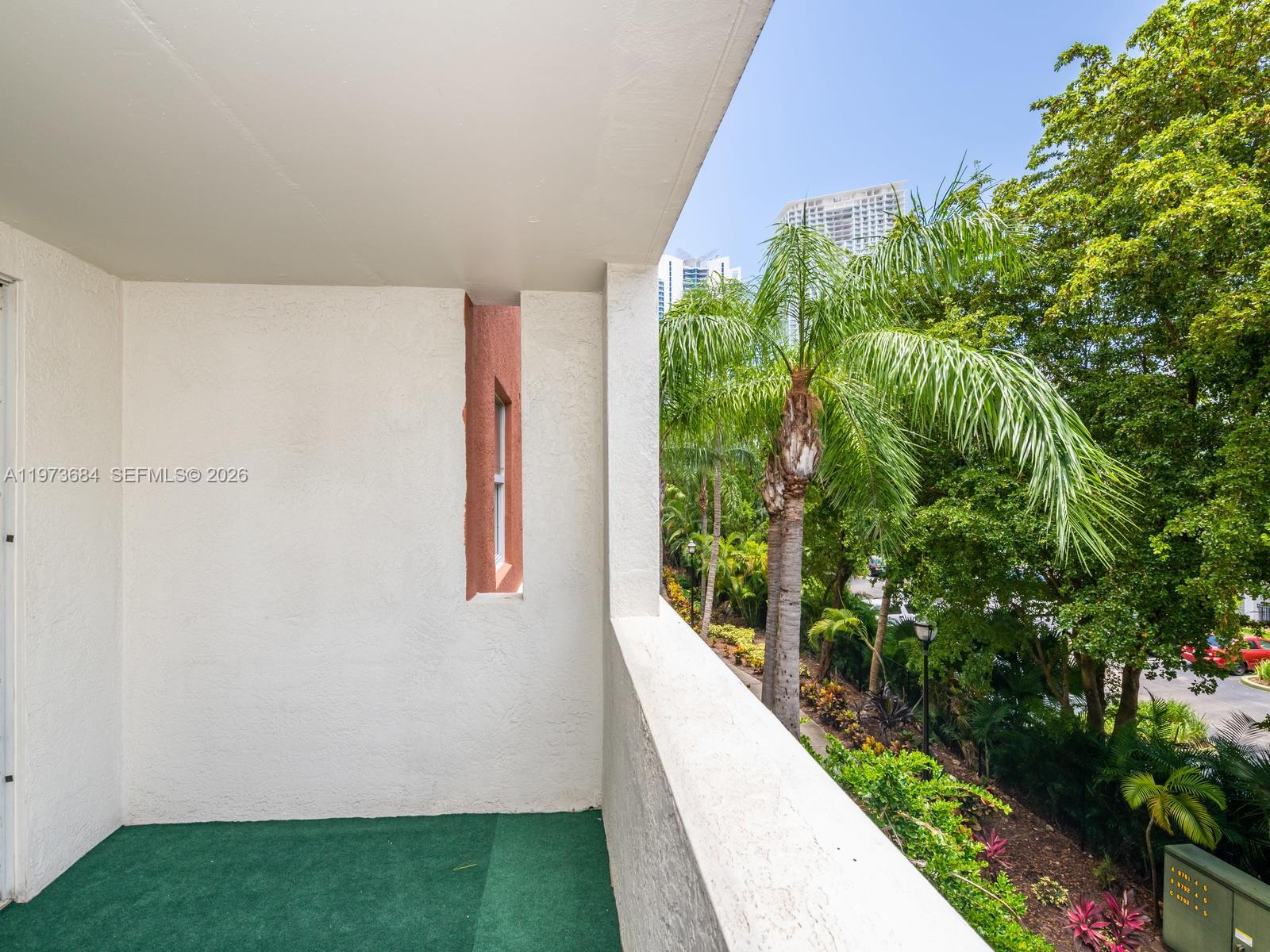 image Porto Bellagio Condo16