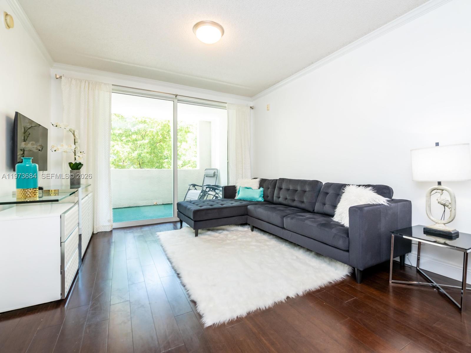 image Porto Bellagio Condo2