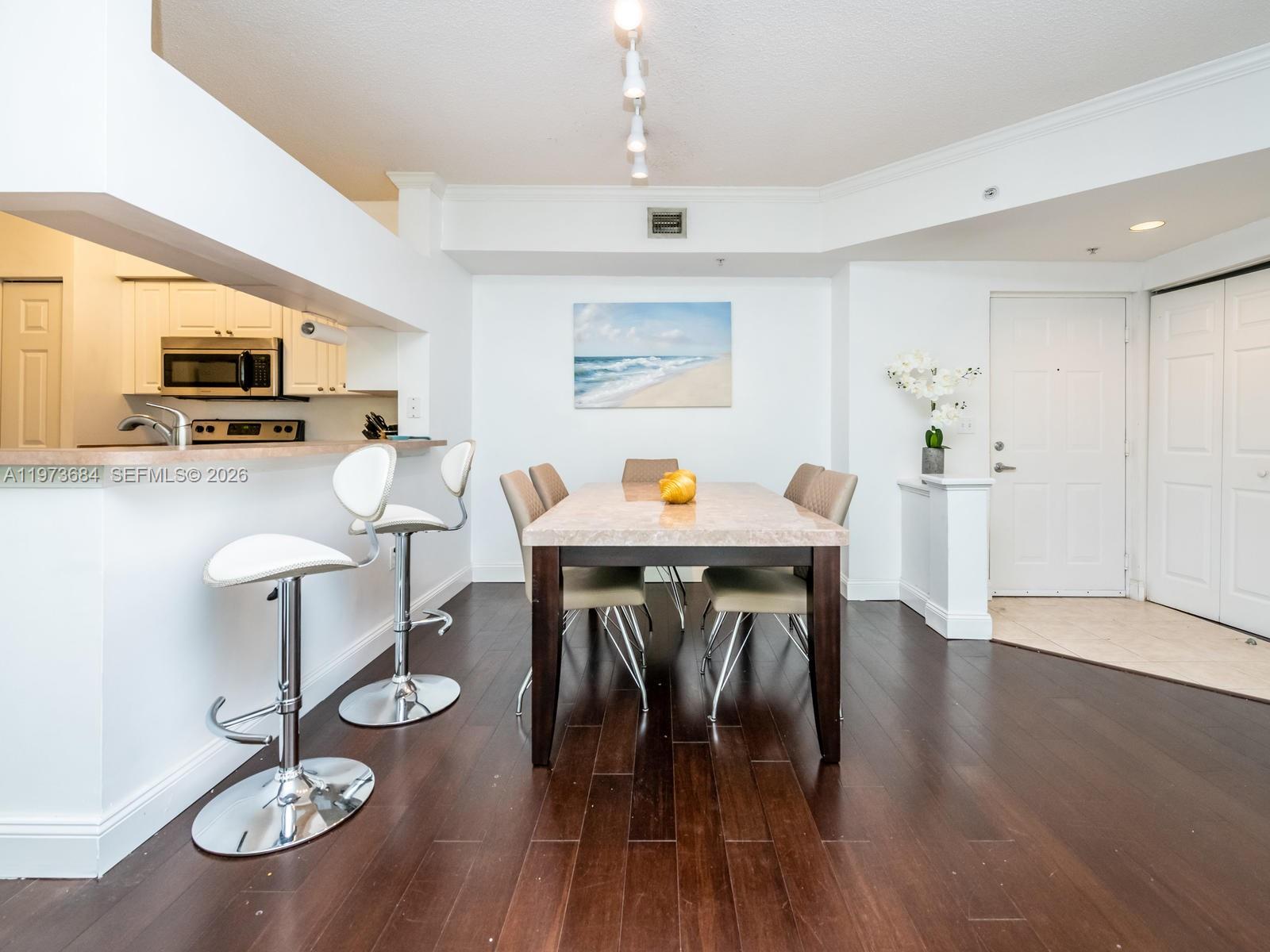 image Porto Bellagio Condo3