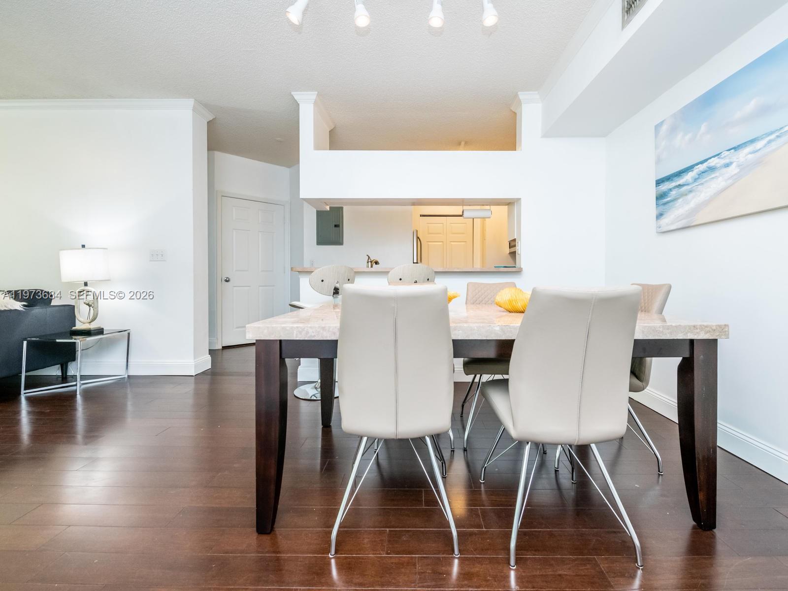 image Porto Bellagio Condo4