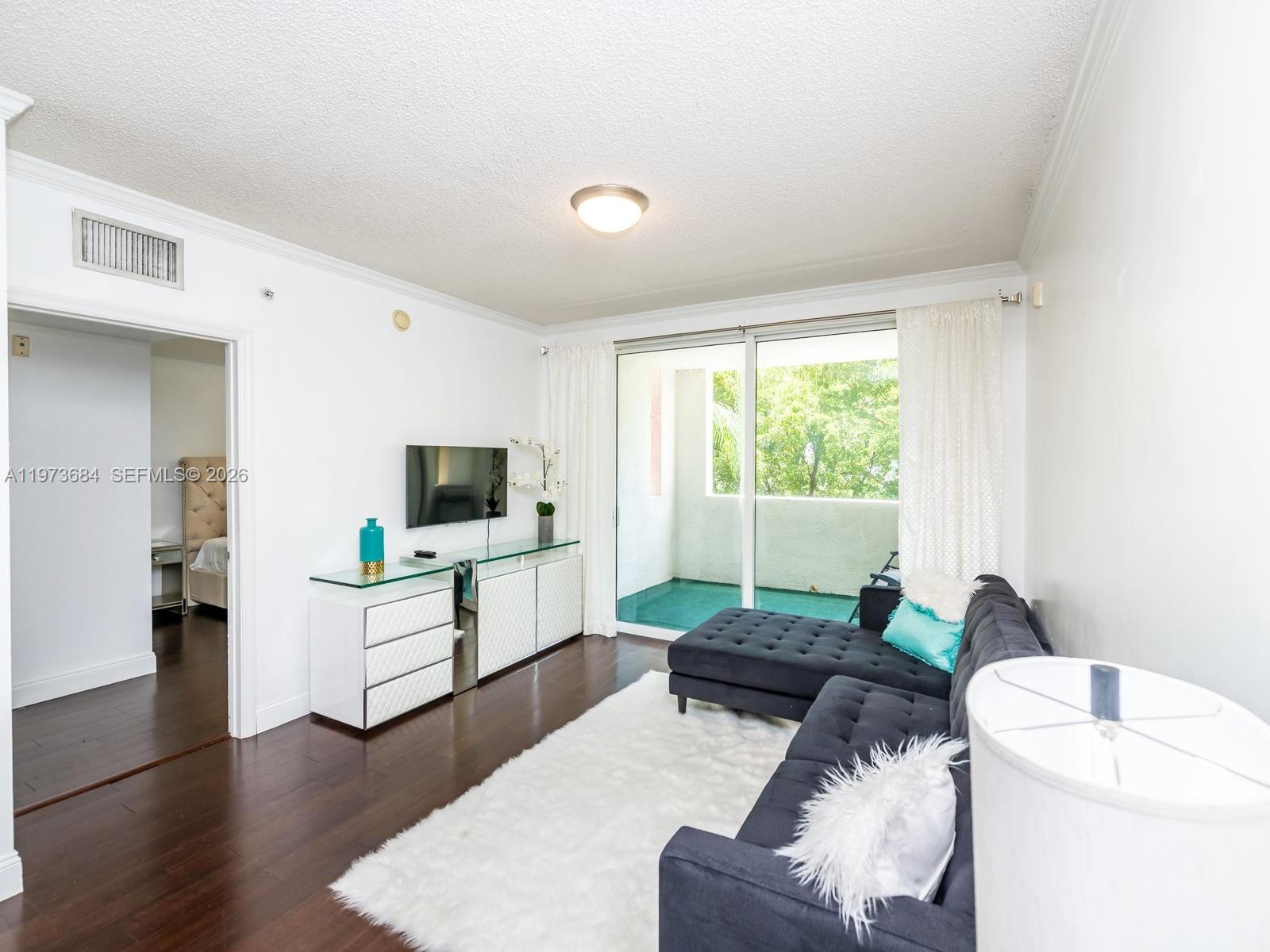 image Porto Bellagio Condo8