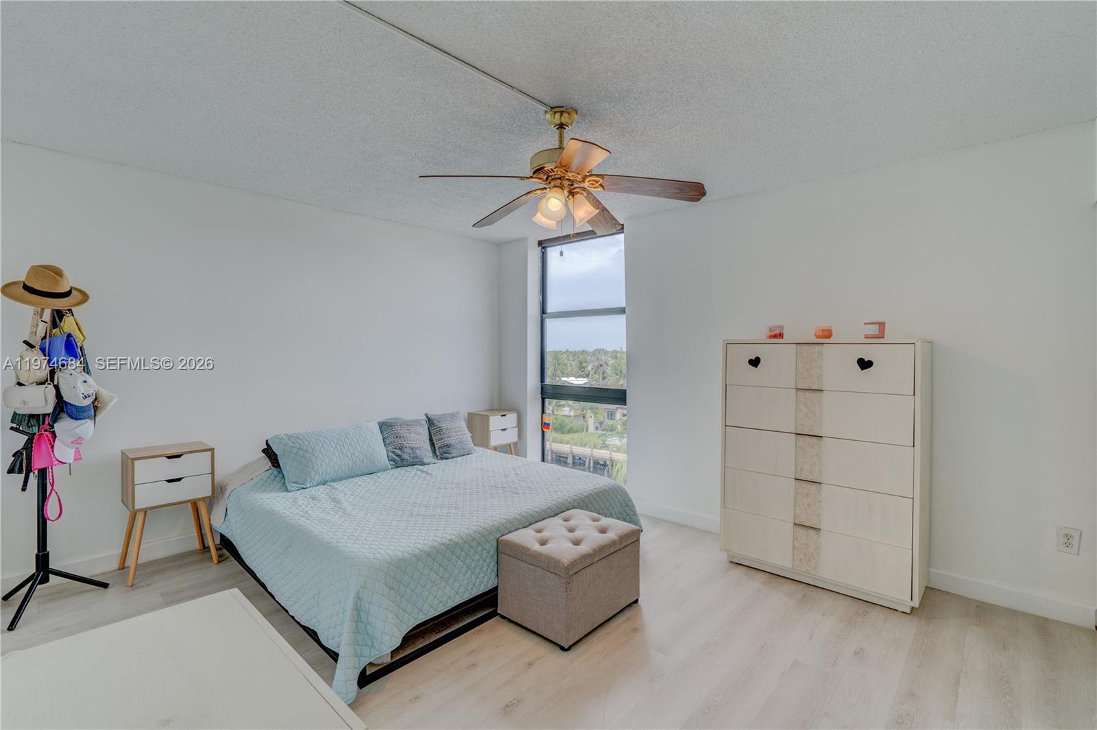 2350 NE 135th St #510 North Miami, FL 33181