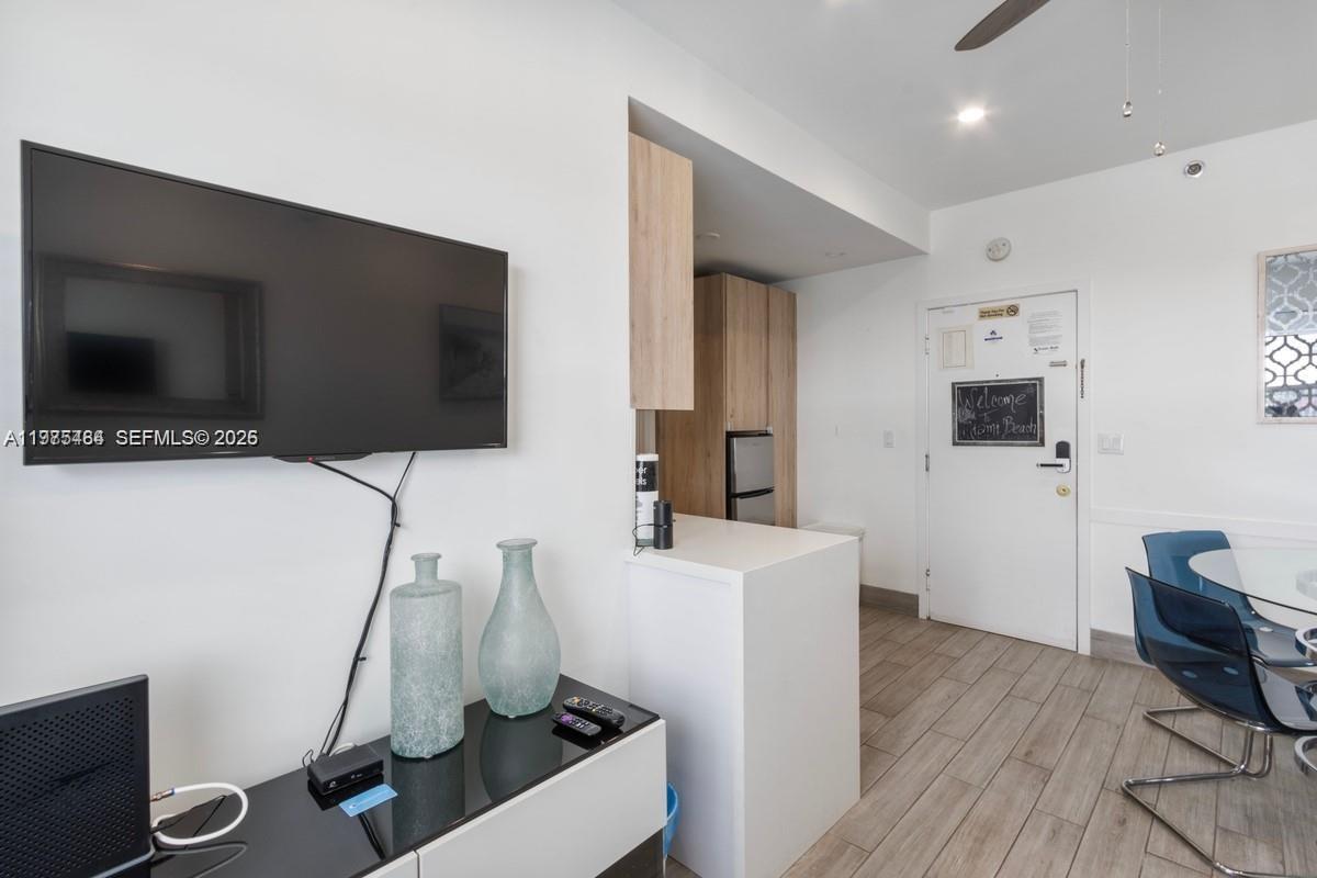 335 Ocean Dr #122 Miami Beach, FL 33139