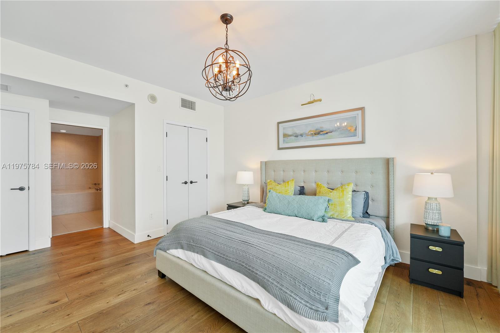 image The Carillon South Tower25