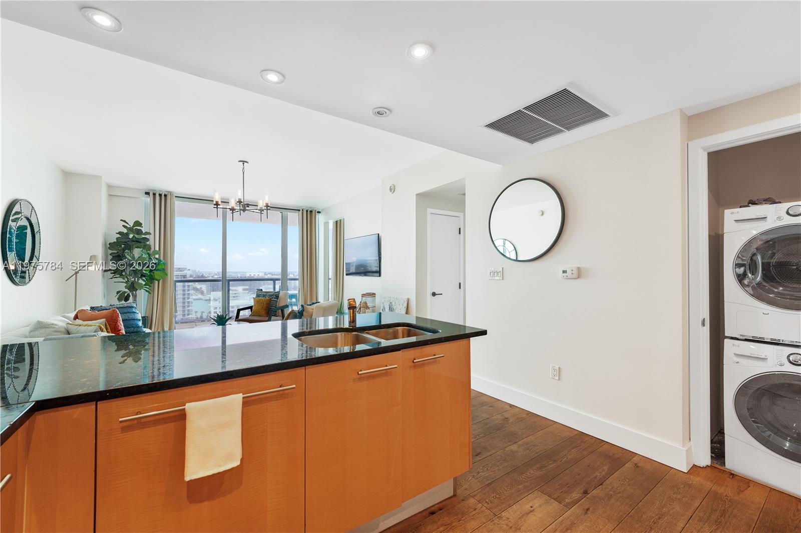 image The Carillon South Tower6