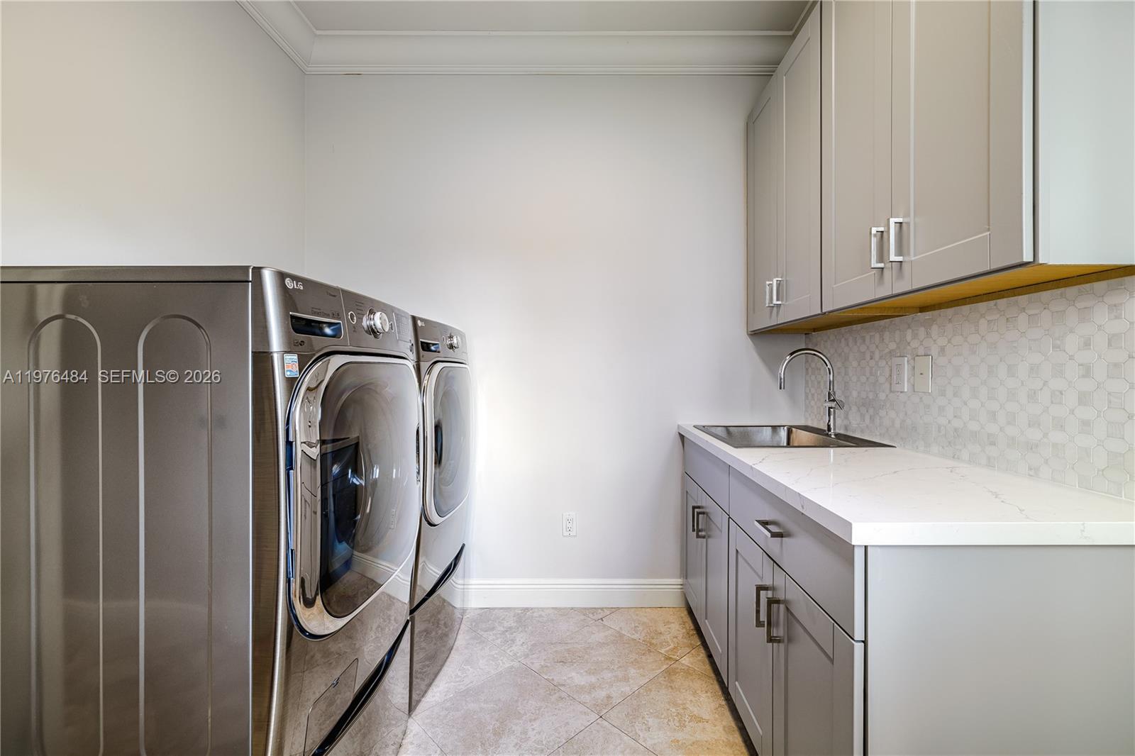 16721 SW 86th Ct Palmetto Bay, FL 33157