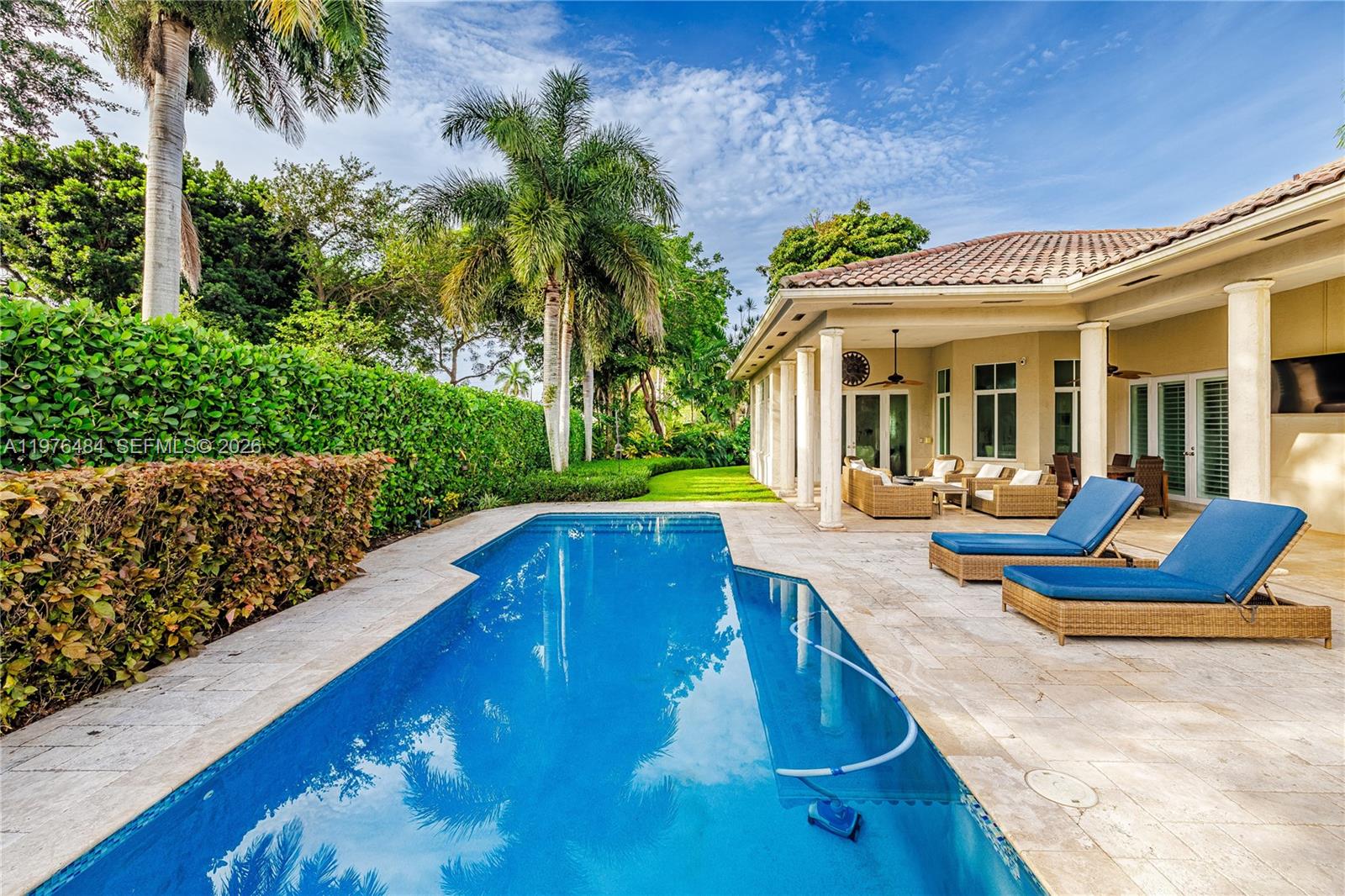 16721 SW 86th Ct Palmetto Bay, FL 33157