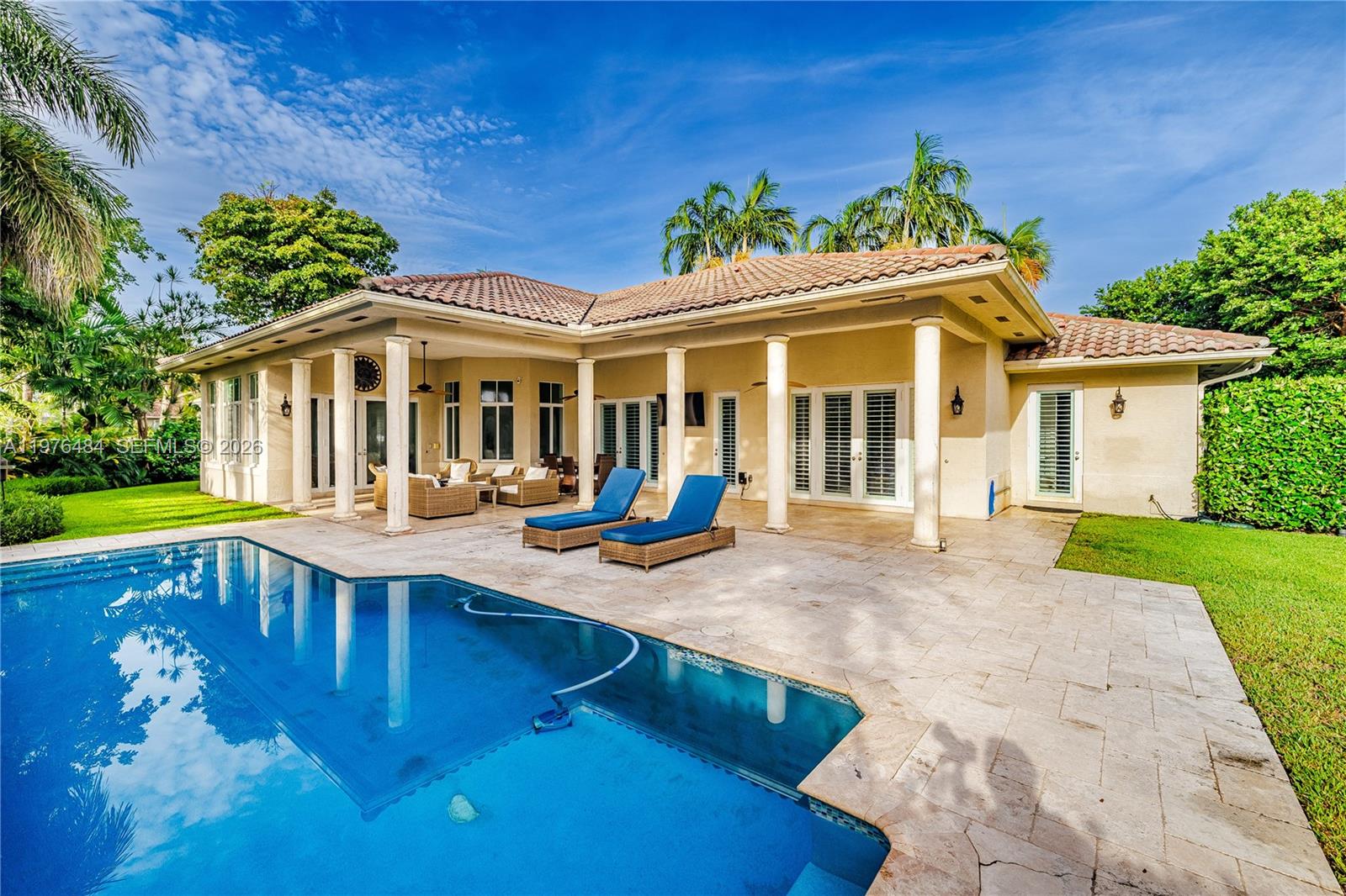 16721 SW 86th Ct Palmetto Bay, FL 33157