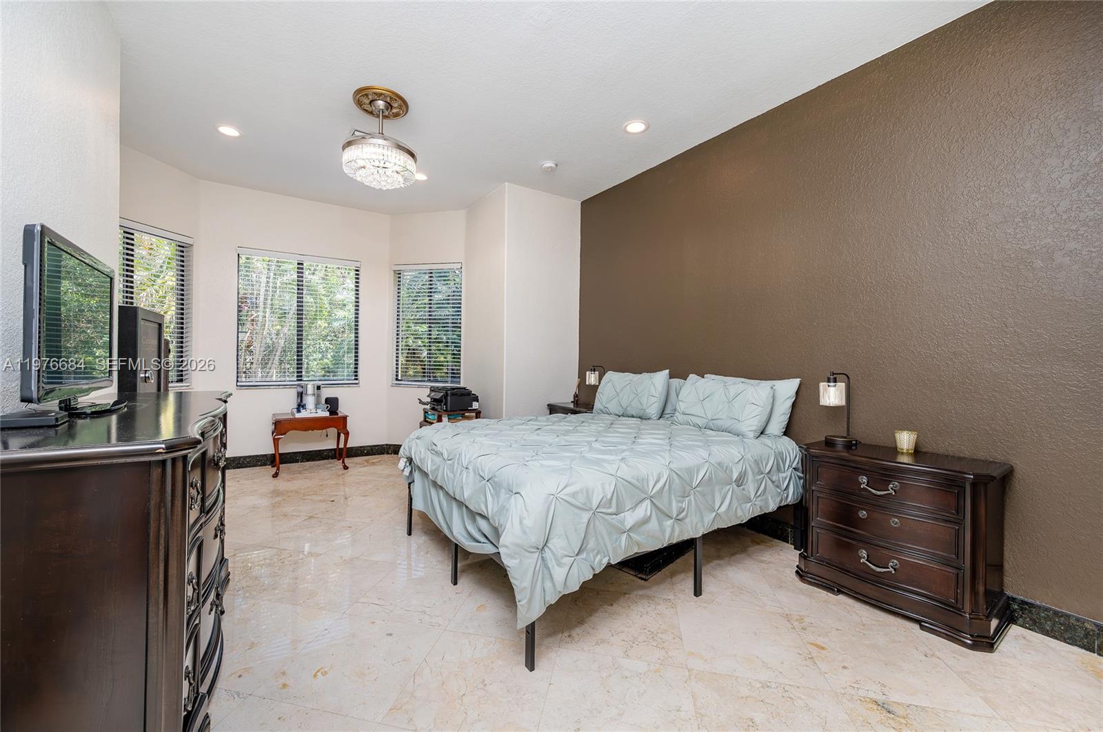 18821 SW 74th Ct Cutler Bay, FL 33157