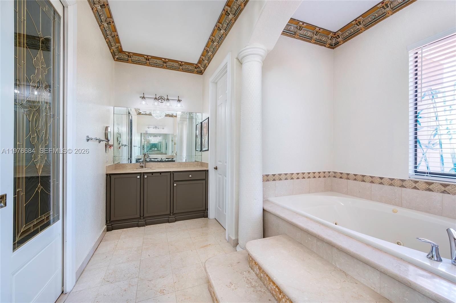 18821 SW 74th Ct Cutler Bay, FL 33157