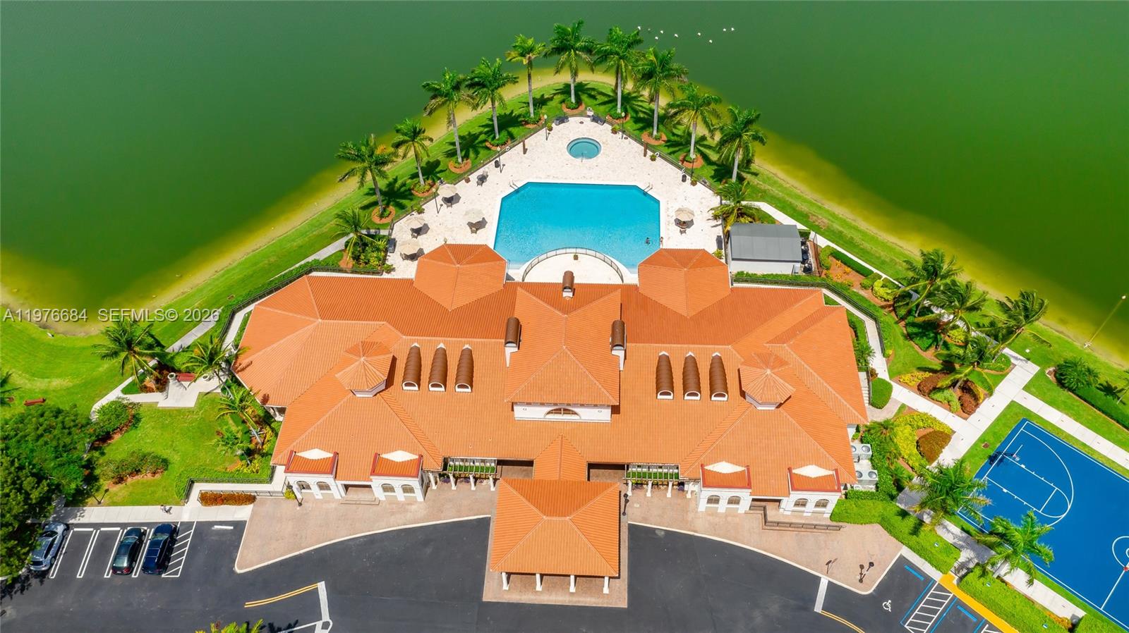 18821 SW 74th Ct Cutler Bay, FL 33157