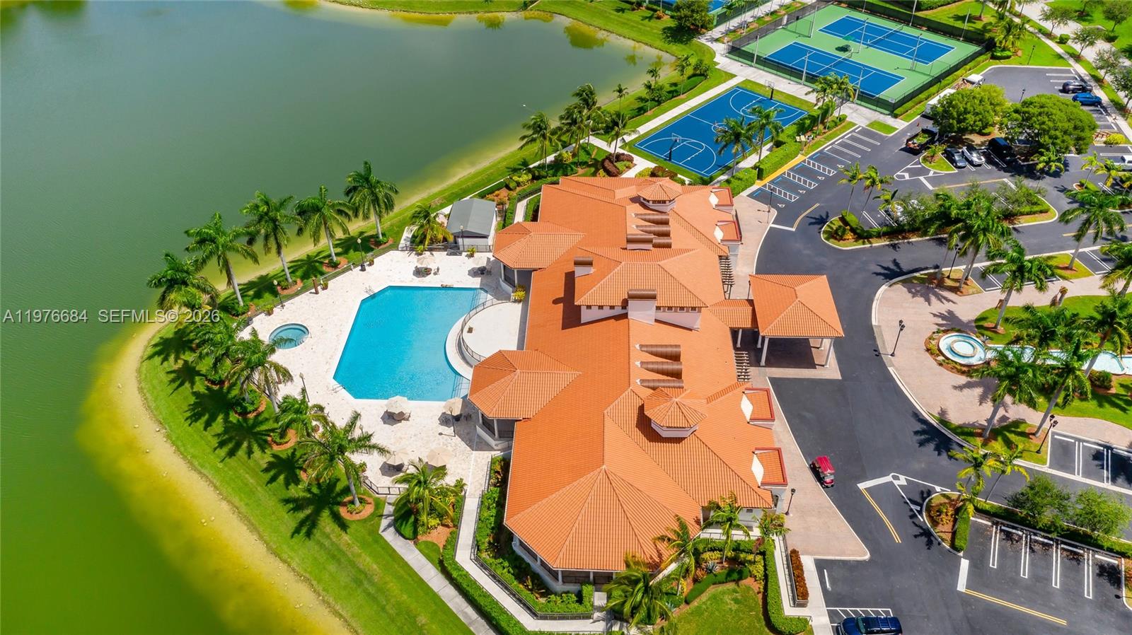 18821 SW 74th Ct Cutler Bay, FL 33157